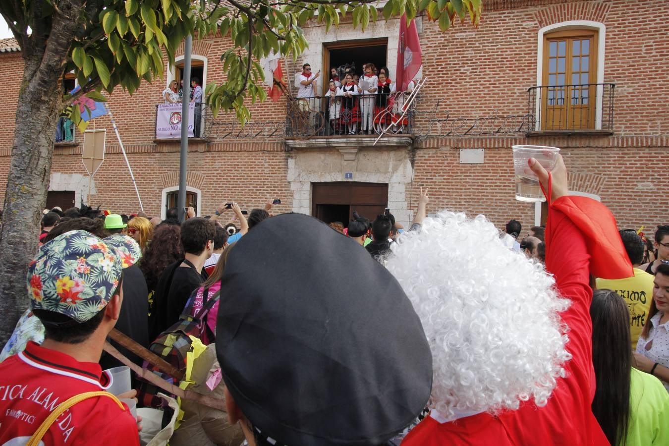 Vanesa Muela, presidenta de la asociación Ermita, ha sido la encargada de dar el pregón
