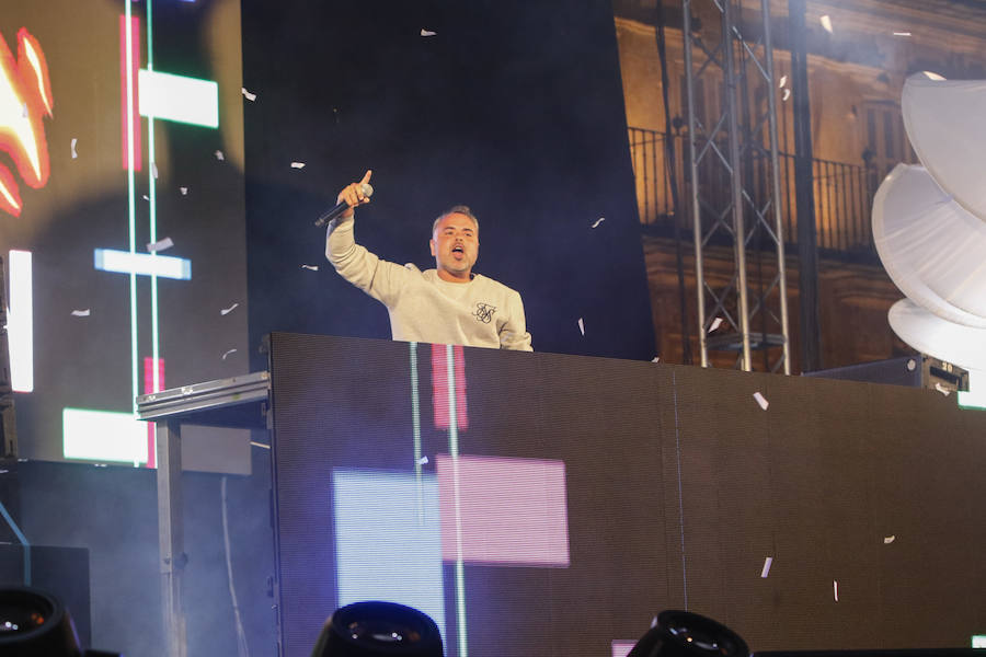 Juan Magán llena la Plaza Mayor de Salamanca