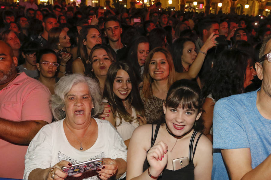 Juan Magán llena la Plaza Mayor de Salamanca