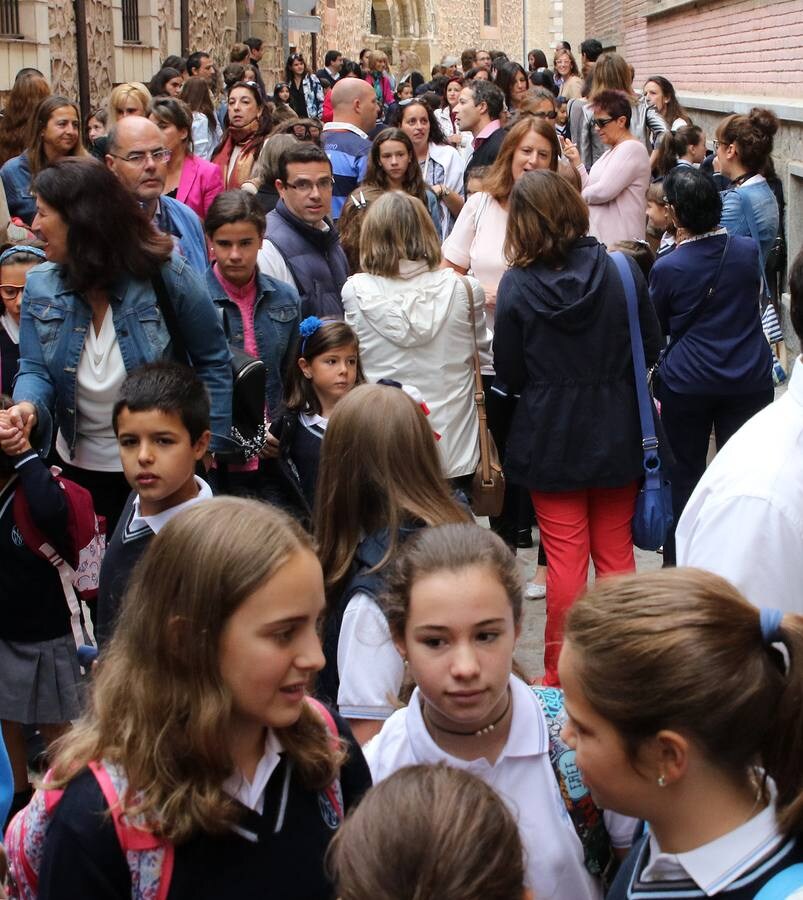 Primer día de clase para los alumnos de primaria de Segovia