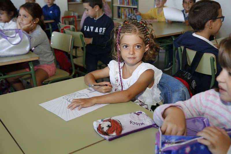 Inauguración del curso escolar en el colegio de Villalobón (Palencia)