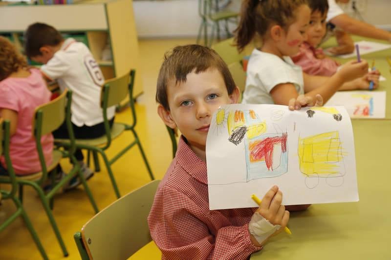 Inauguración del curso escolar en el colegio de Villalobón (Palencia)