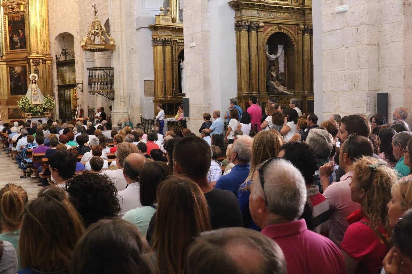 Funeral por la mujer fallecida en el vuelco de un remolque en Tordesillas