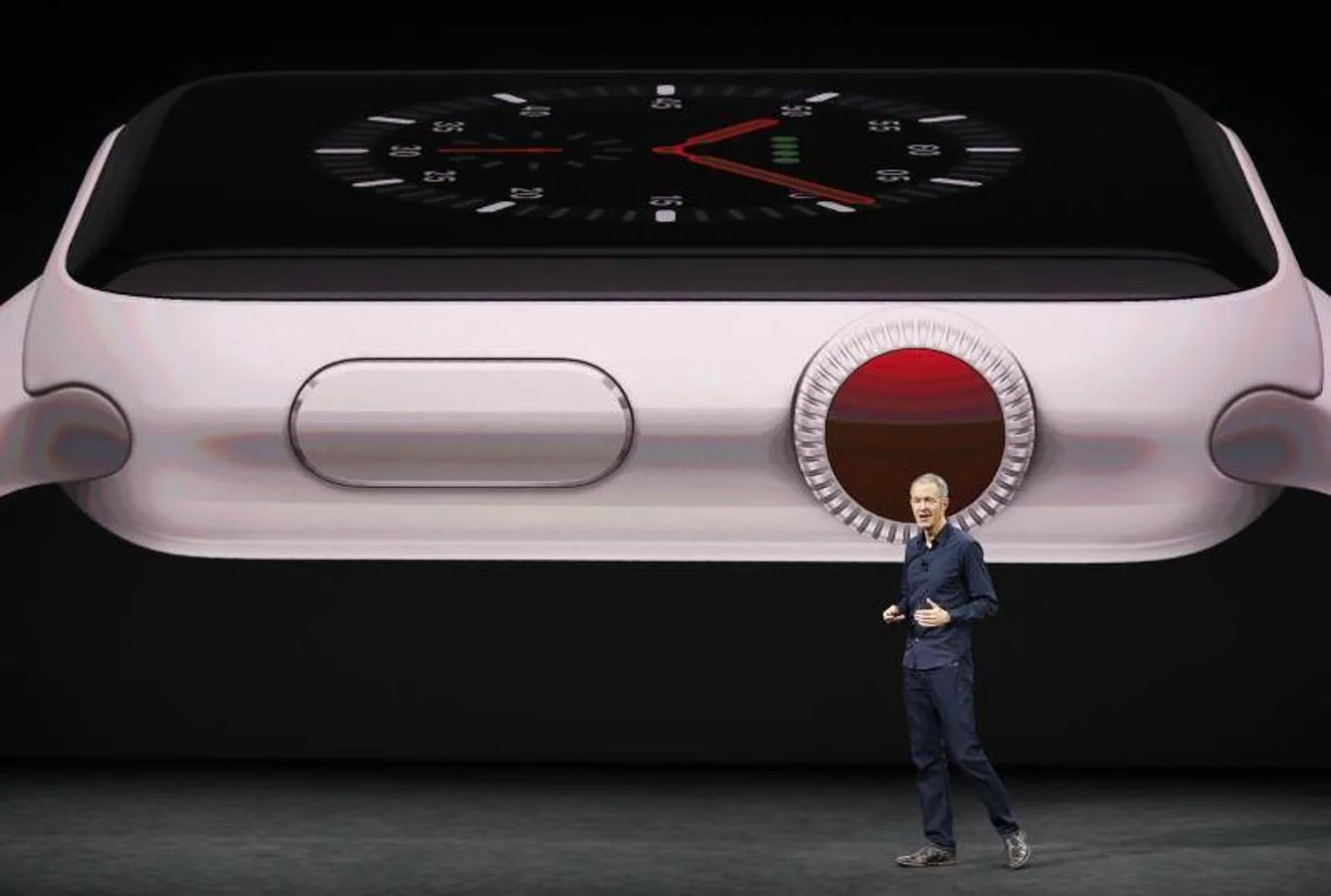 Apple presenta nuevos relojes inteligentes.