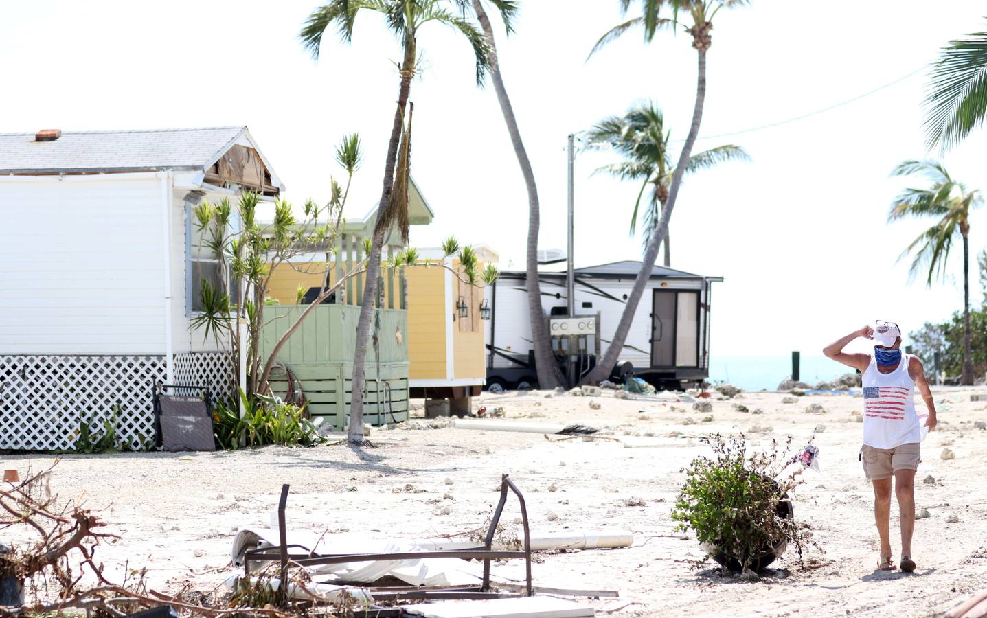 En su arrasadora trayectoria la tormenta ha dejado ya al menos medio centenar de muertos en el Caribe y Estados Unidos