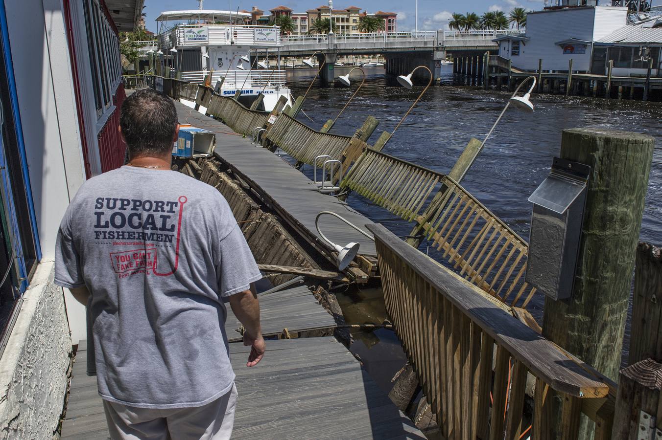 En su arrasadora trayectoria la tormenta ha dejado ya al menos medio centenar de muertos en el Caribe y Estados Unidos