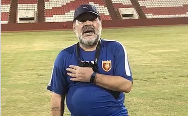 Diego Armando Maradona. 