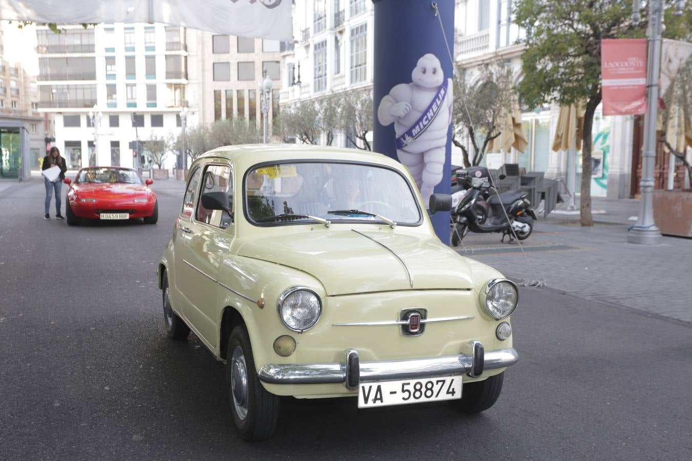 Más de 300 modelos de coches clásicos