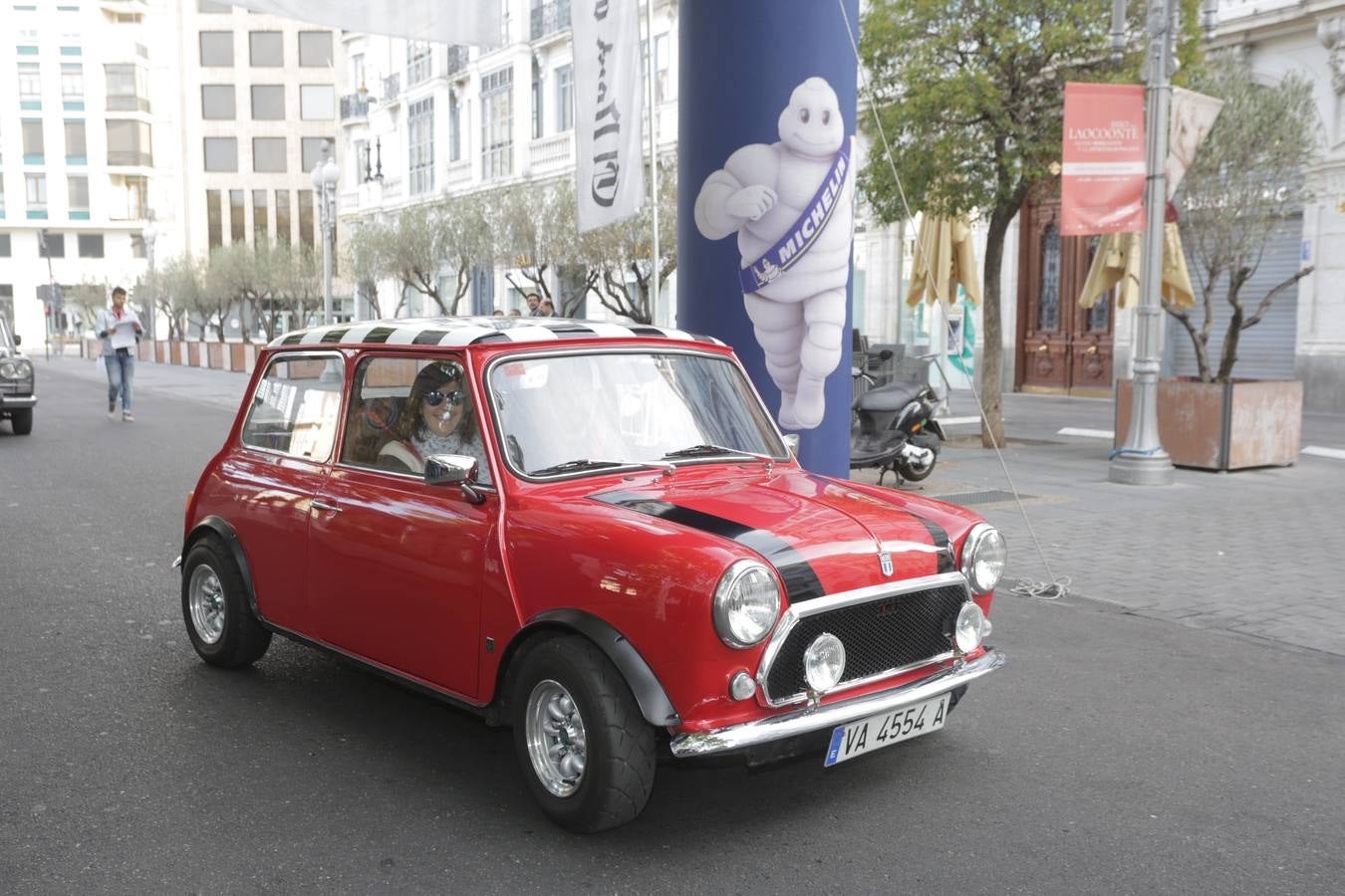 Más de 300 modelos de coches clásicos