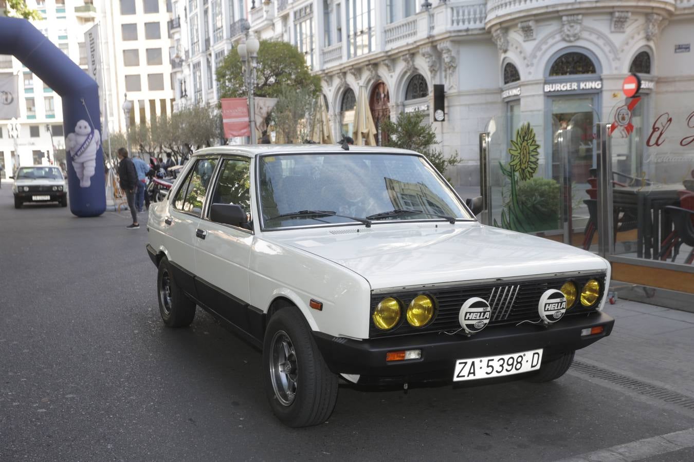 Más de 300 modelos de coches clásicos