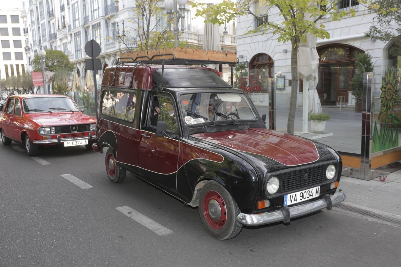 Más de 300 modelos de coches clásicos
