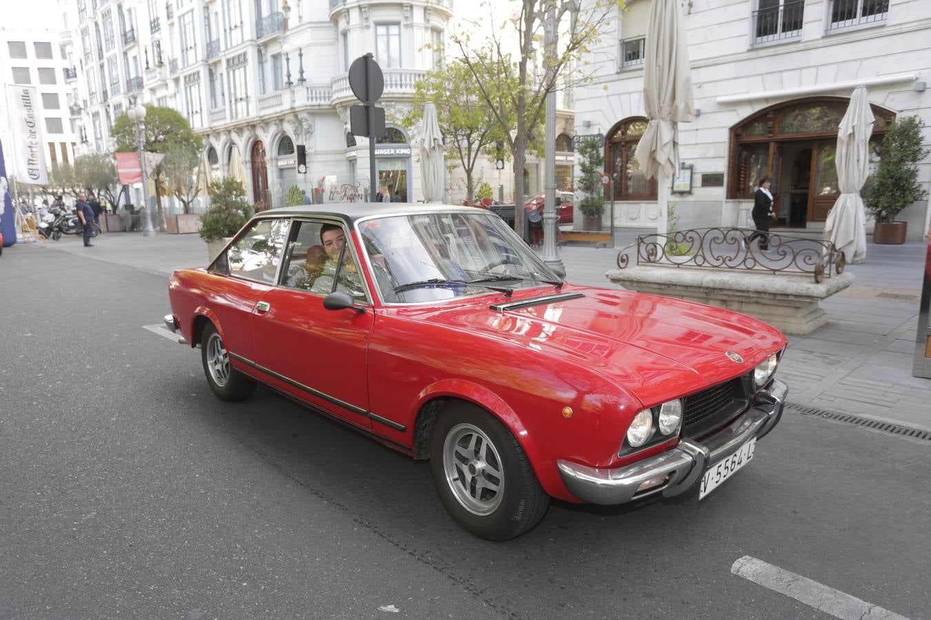 Más de 300 modelos de coches clásicos
