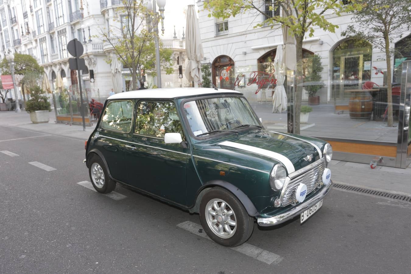 Más de 300 modelos de coches clásicos