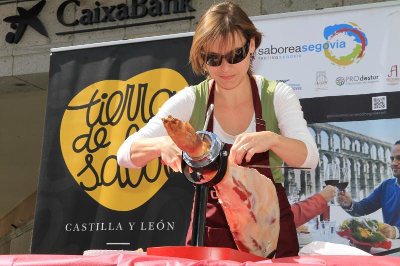 V Feria del Jamón de Castilla y León en Segovia