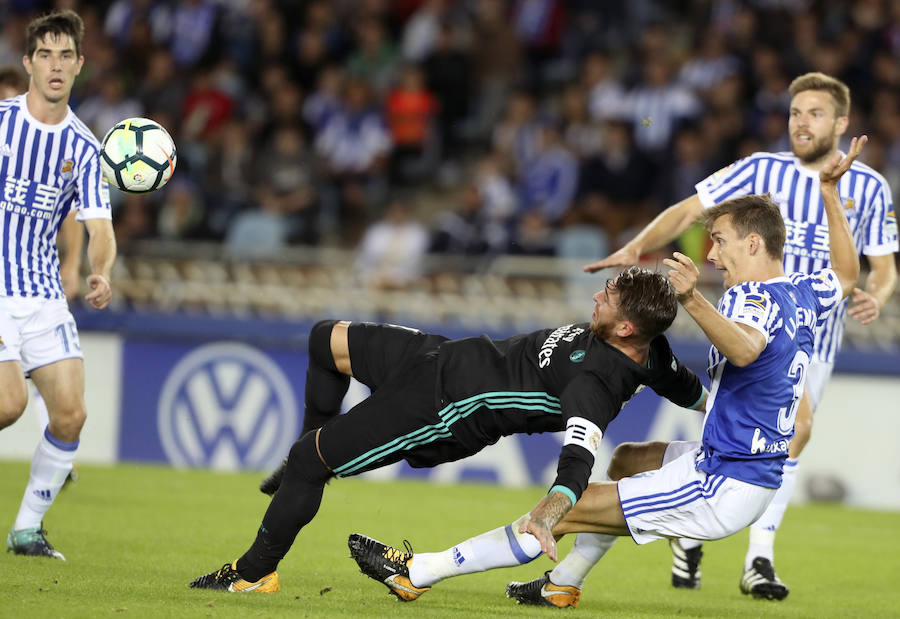 El Real Madrid saltó al césped de Anoeta con Borja Mayoral de titular para intentar romper la racha del conjunto vasco.