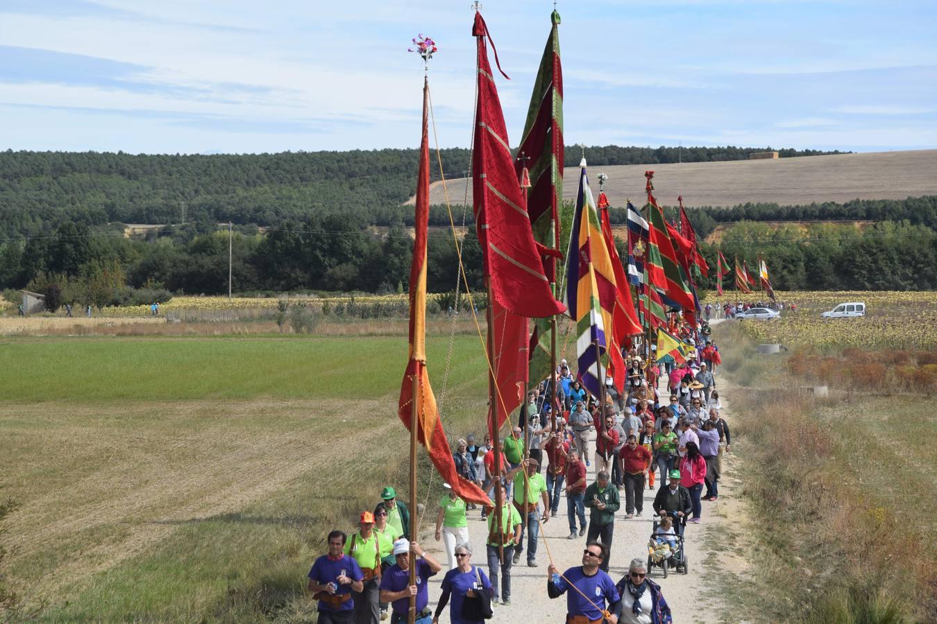 Encuentro de estandartes en Poza de la Vega