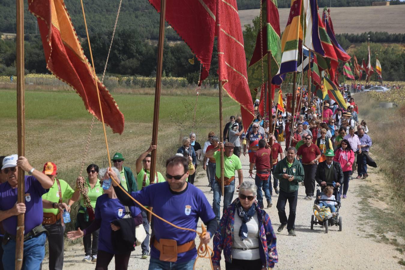 Encuentro de estandartes en Poza de la Vega