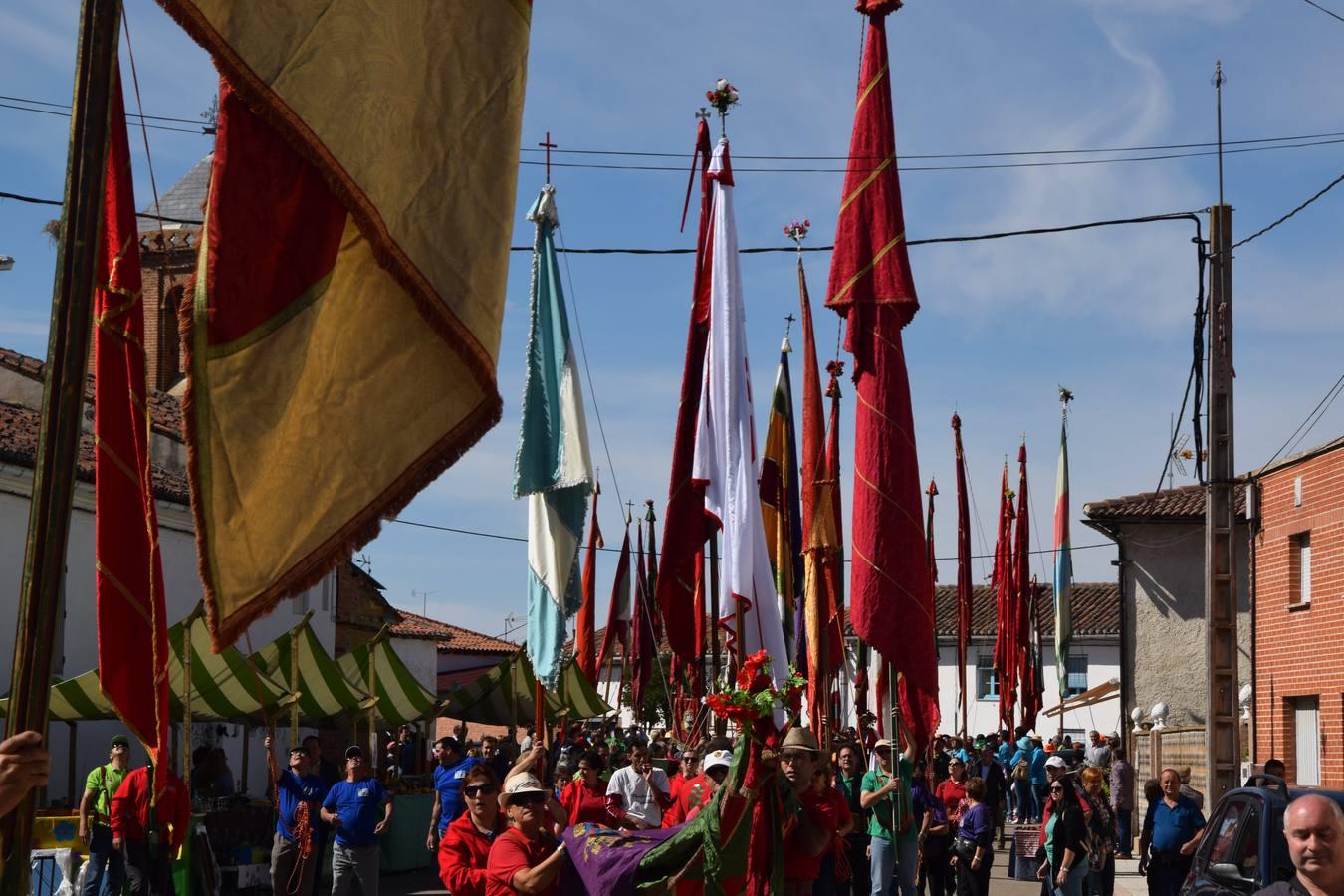 Encuentro de estandartes en Poza de la Vega