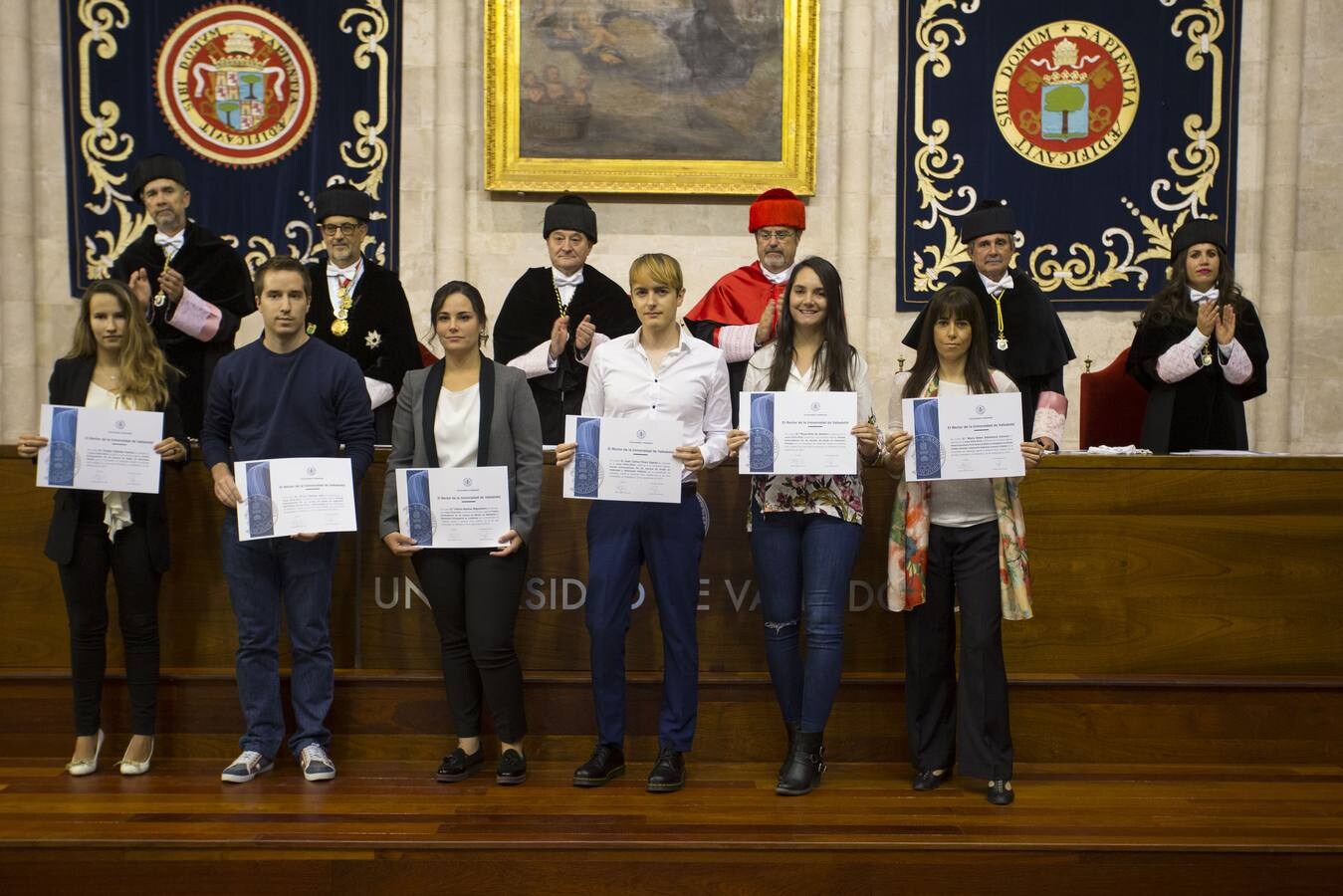 El rector, Daniel Miguel, demanda una rebaja de las tasas y una mayor dotación docente en titulaciones de nueva creación