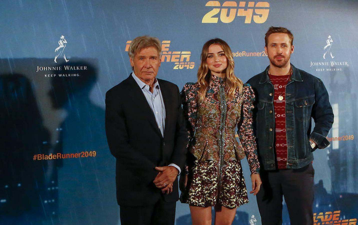 Harrison Ford, Ana de Armas y Ryan Gosling durante la presentación de 'Blade Runner 2049'.