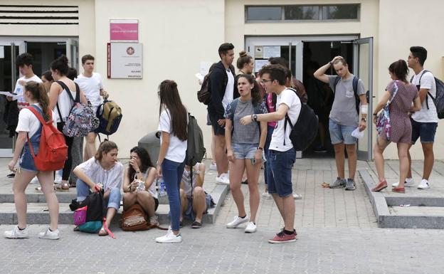 Evaluación de Bachillerato de Acceso a la Universidad (EBAU) de Junio en Palencia