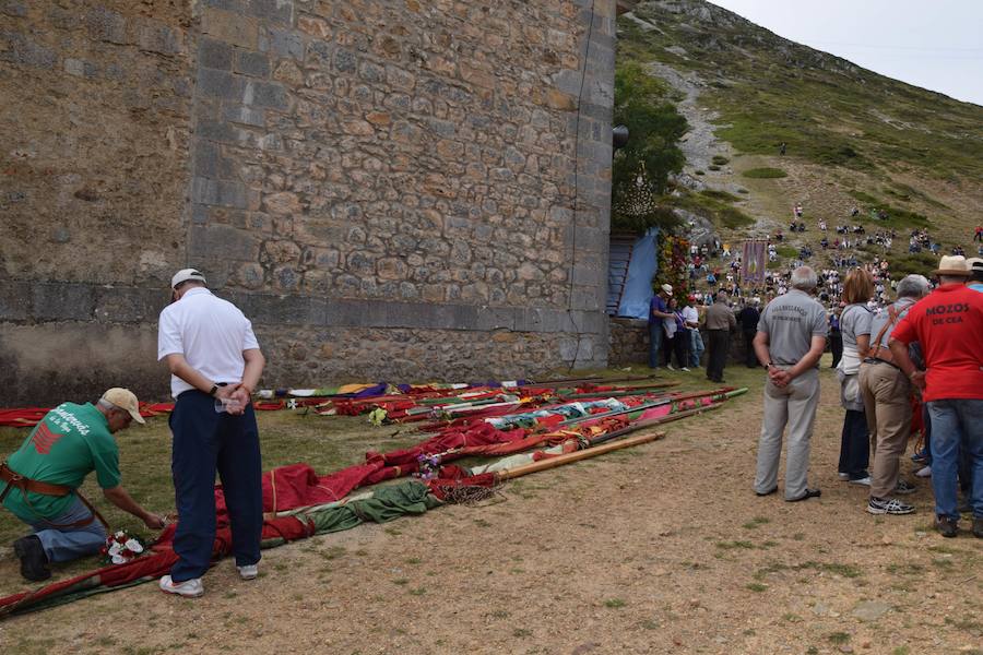 Romería en el santuario de la Virgen del Brezo