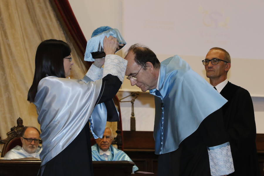 Miquel Barceló y Calvo Serraller, Honoris Causa por la Universidad de Salamanca