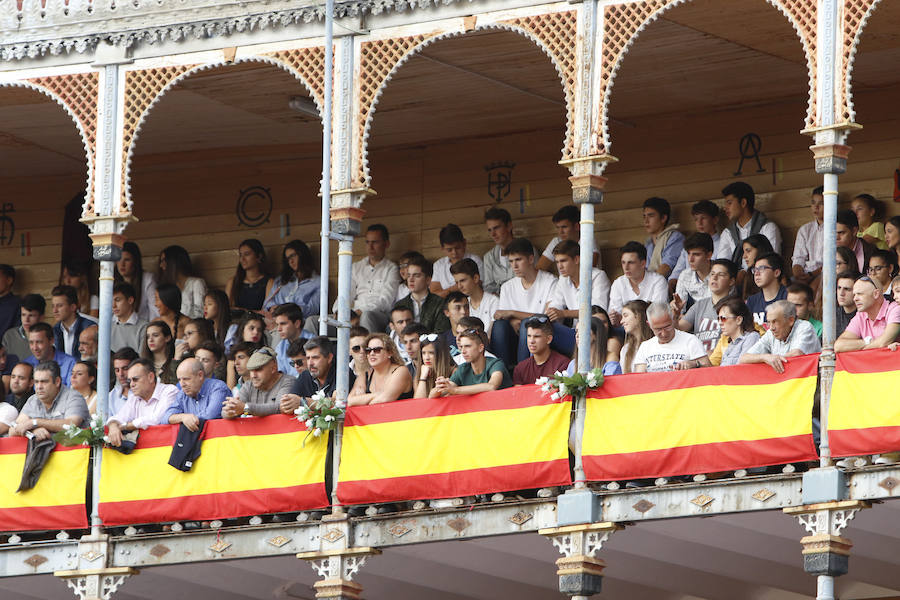 Pablo Hermoso, Sergio Galán y Lea Vicens vuelven a abrir la pueta grande