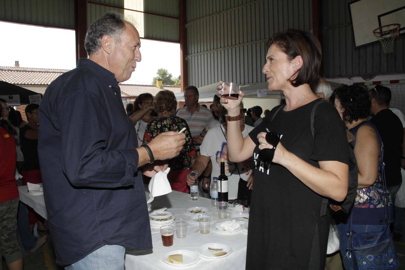 Sardón celebra su X Feria del Queso