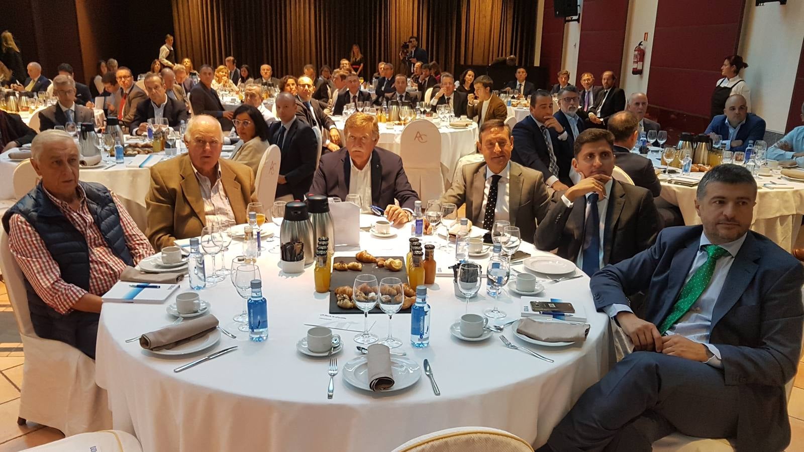 El Norte de Castilla y BBVA organizan este desayuno informativo en el hotel AC Palacio de Santa Ana de Valladolid.