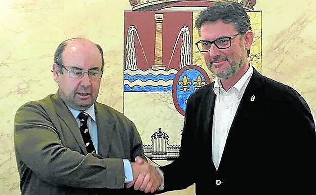 Basilio Rada y José Luis Vázquez, ayer. 