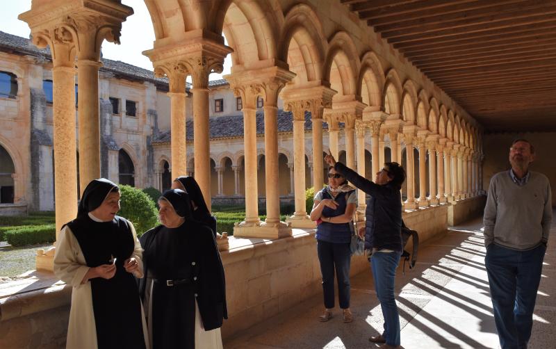 Inauguración del nuevo sistema de visitas guiadas interactivas en el monasterio de San Andrés de Arroyo 