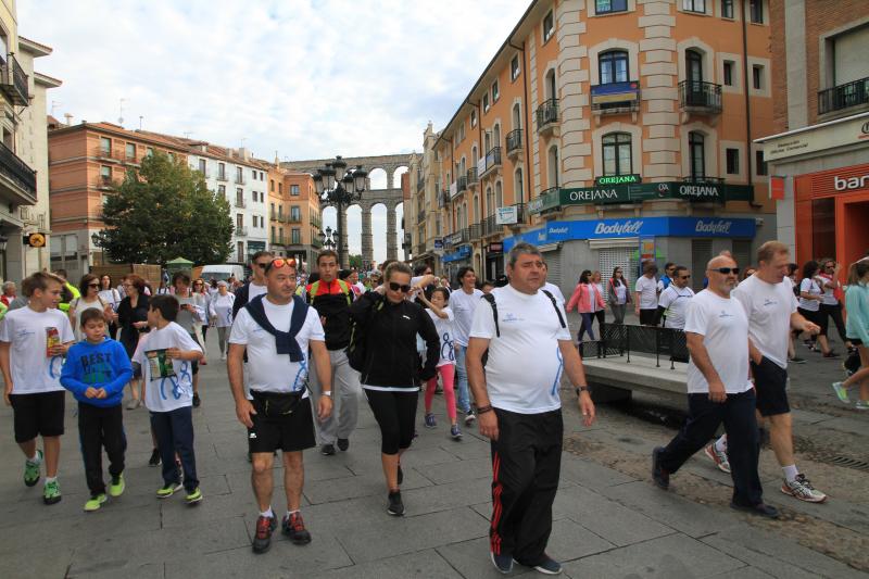 Más de 2.700 caminantes se suman a la Marcha Popular de Apadefim en Segovia