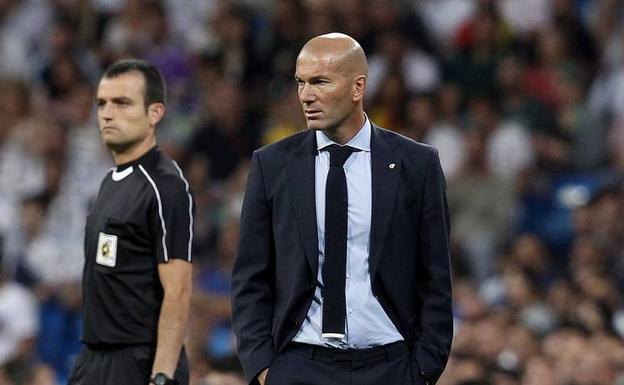 Zidane, durante el partido ante el Espanyol. 