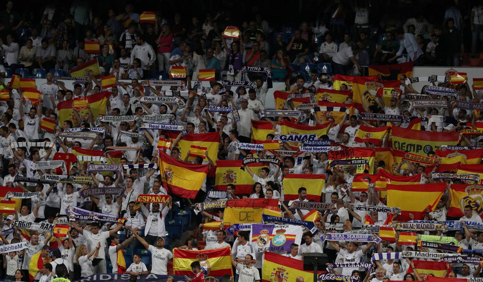 Partido correspondiente a la séptima jornada de Liga entre el Real Madrid y el Espanyol, en el Santiago Bernabéu. 