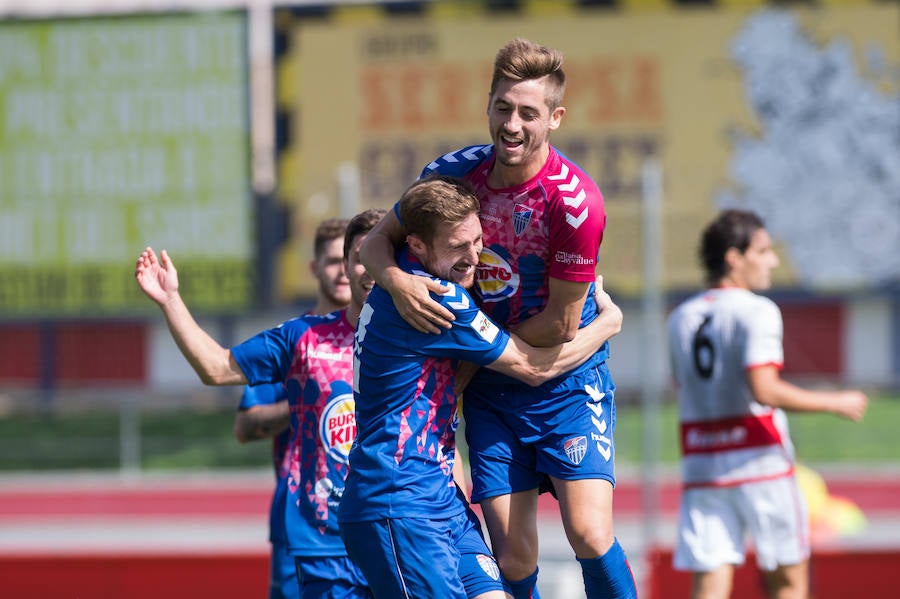 Dos goles de Dani Calleja frente al San Sebastián de los Reyes dan la victoria al equipo segoviano (0-2)
