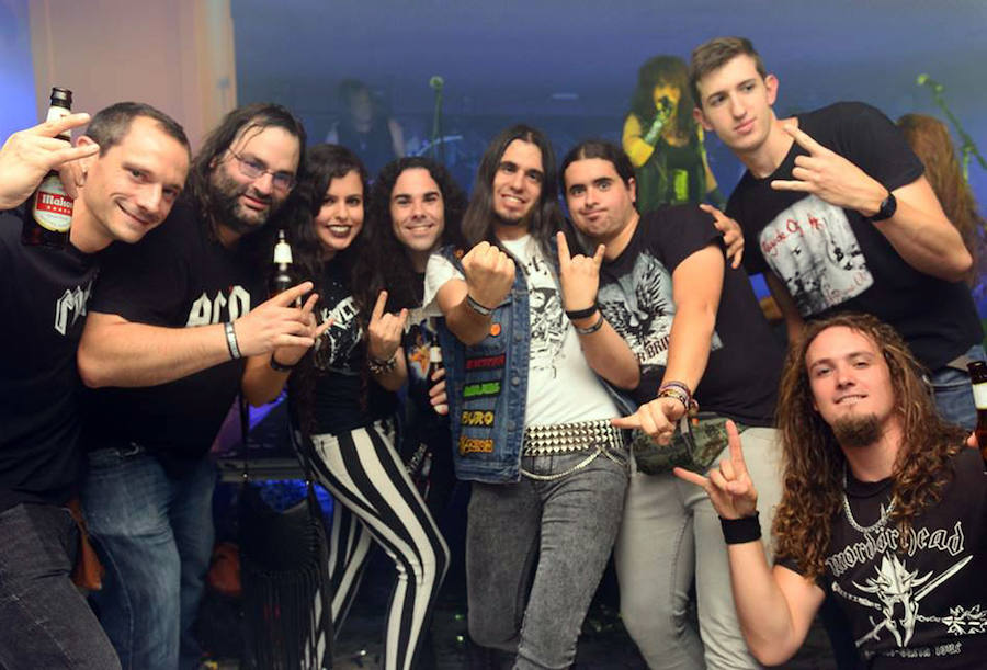 En la sala del hotel Santana, los ‘acuerocker@s’ disfrutaron de más de ocho horas de música