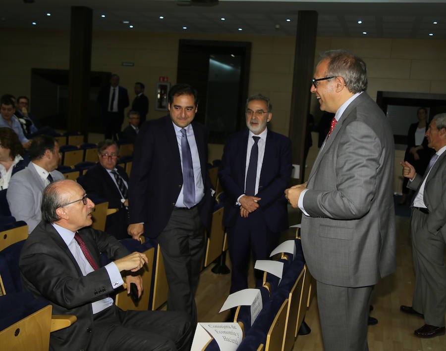 La abogada Miriam González ha sido la encargada de pronunciar la conferencia inaugural