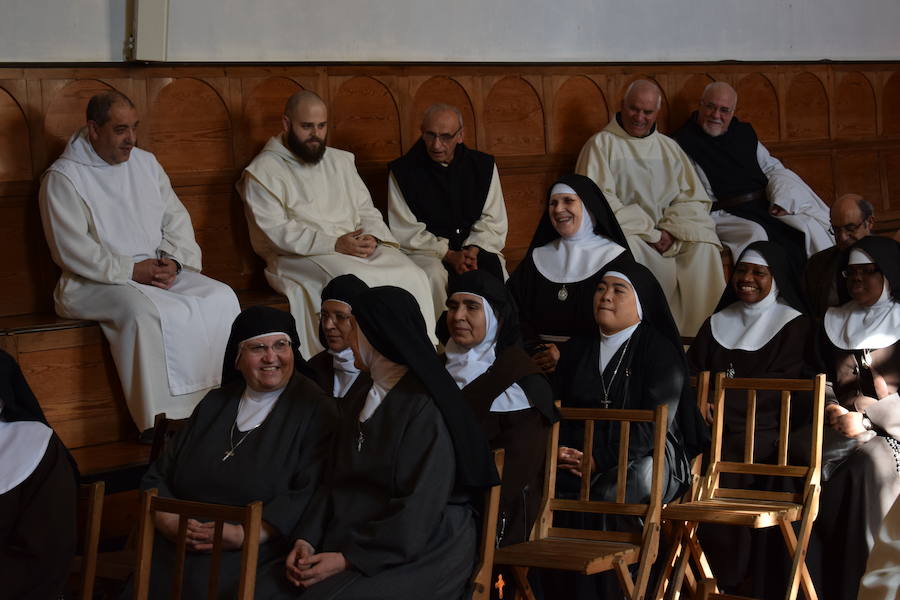 El obispo, Manuel Herrero, anima a los monjes y monjas a abrirse a la sociedad para que «la gente pueda entrever lo que somos y hacemos»