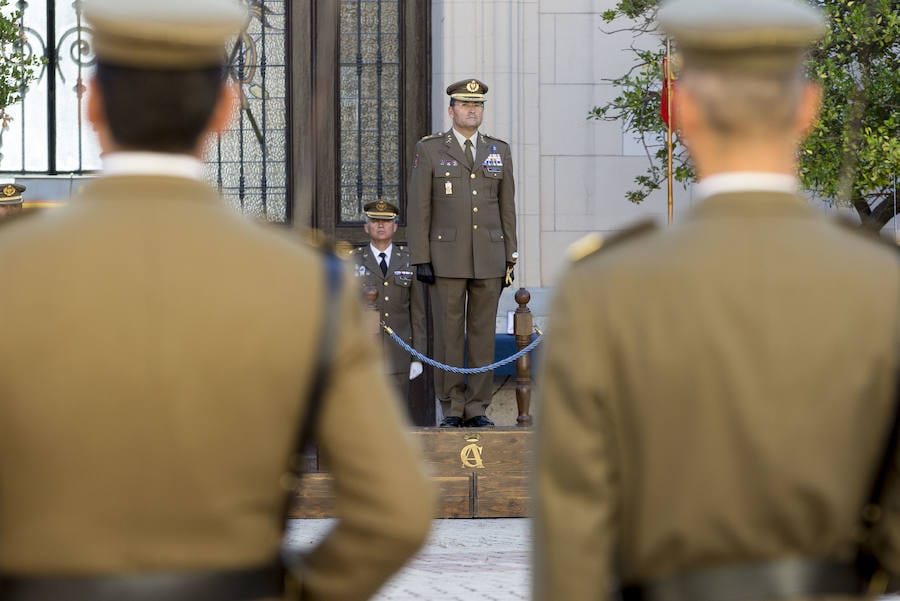 El nuevo responsable del centro de formación del arma de Caballería releva a José María Castaño, destinado a Madrid