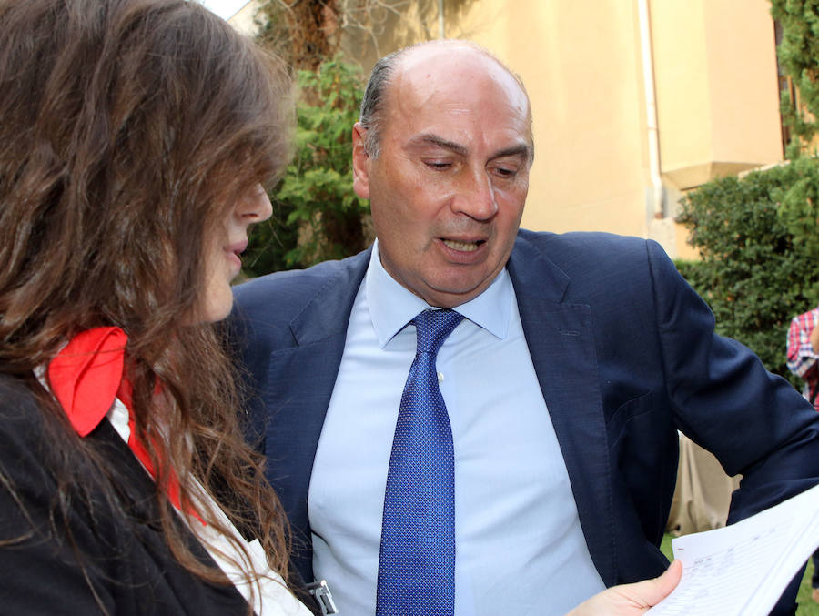 Conferencia de presidentes y cabildos de diputaciones en Segovia