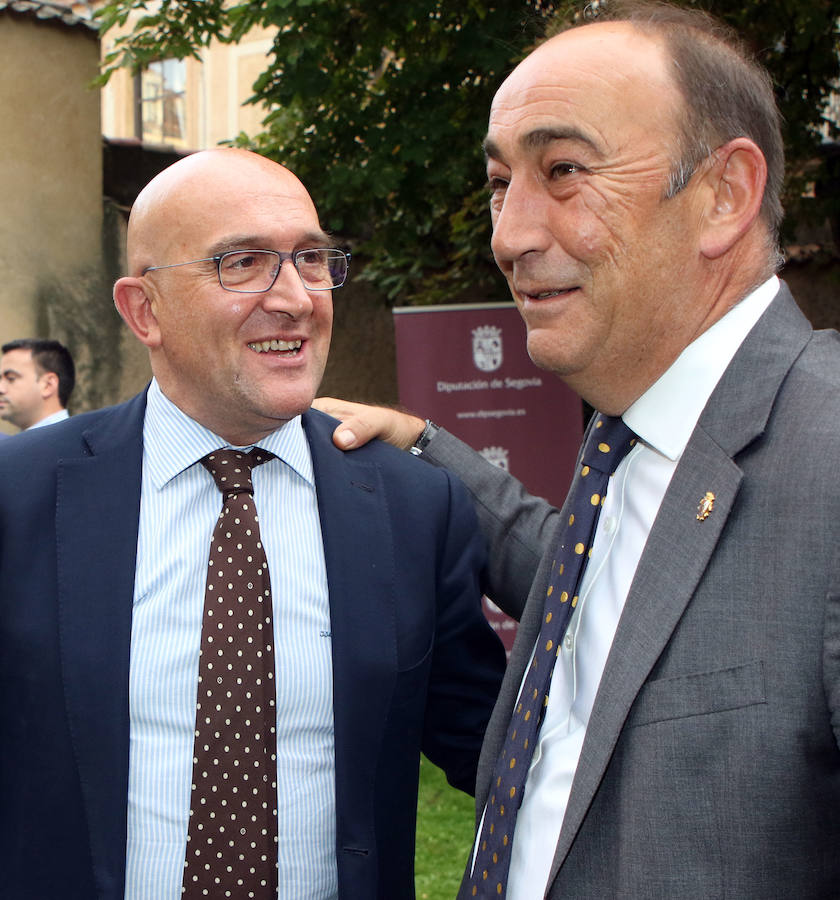 Conferencia de presidentes y cabildos de diputaciones en Segovia