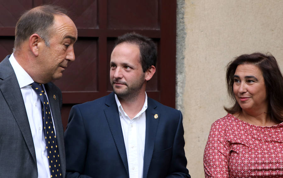 Conferencia de presidentes y cabildos de diputaciones en Segovia