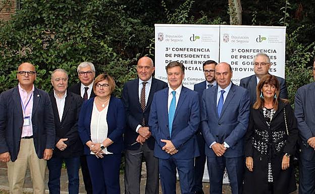 Foto de familia en la inauguración de las jornadas, este miércoles, en Segovia. 