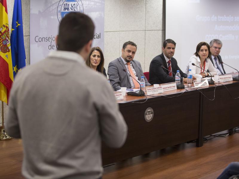 Un momento de la jornada organizada por CC OO en la sede del CES.