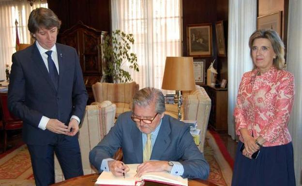Méndez de Vigo preside el Pleno de Constitución del Pleno de la Comisión Nacional para la ‘Numancia 2017’