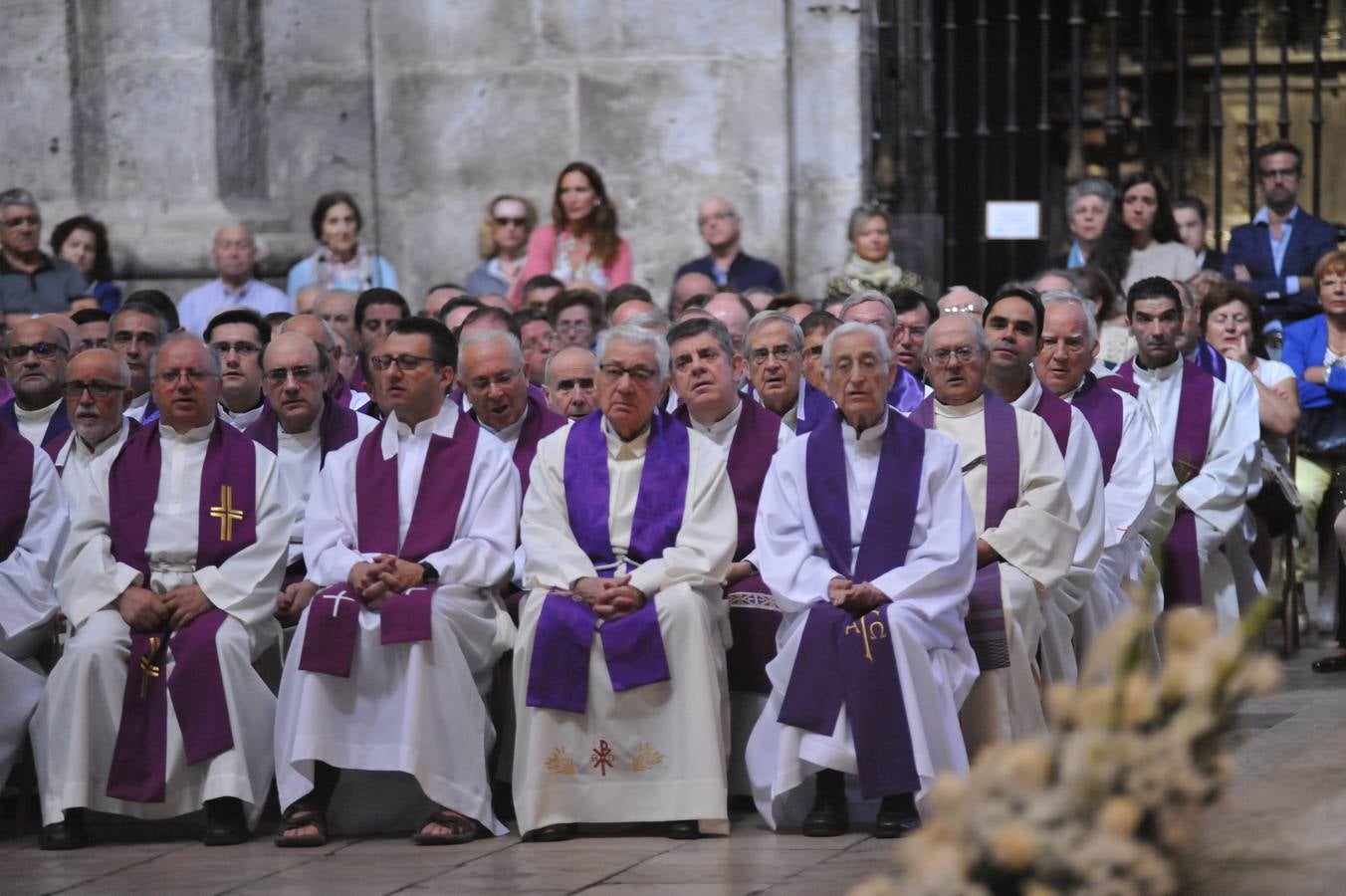 La Catedral acoge el funeral por Fernando García, rector del Seminario de Valladolid