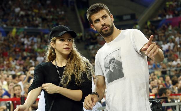 Gerard Pique junto a Shakira. 