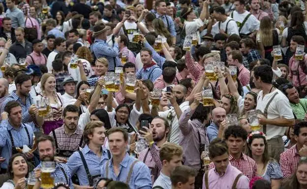 Tradicional festival de la cerveza Oktoberfest en Múnich.