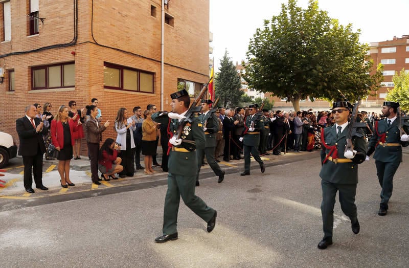 Desfile de la Guardia Civil en la Comandancia de Palencia